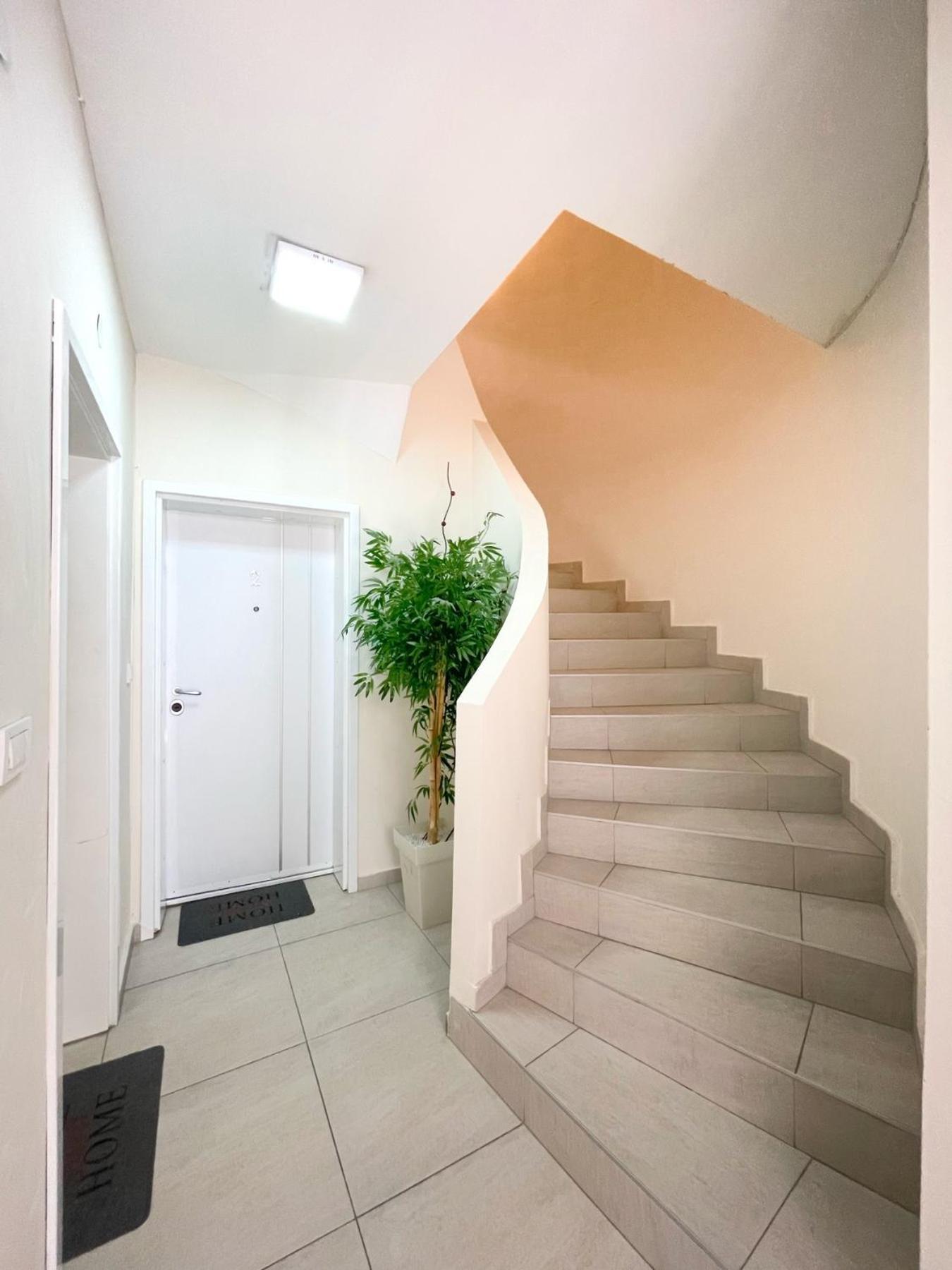 Apartment Irena 3 Скопие Екстериор снимка