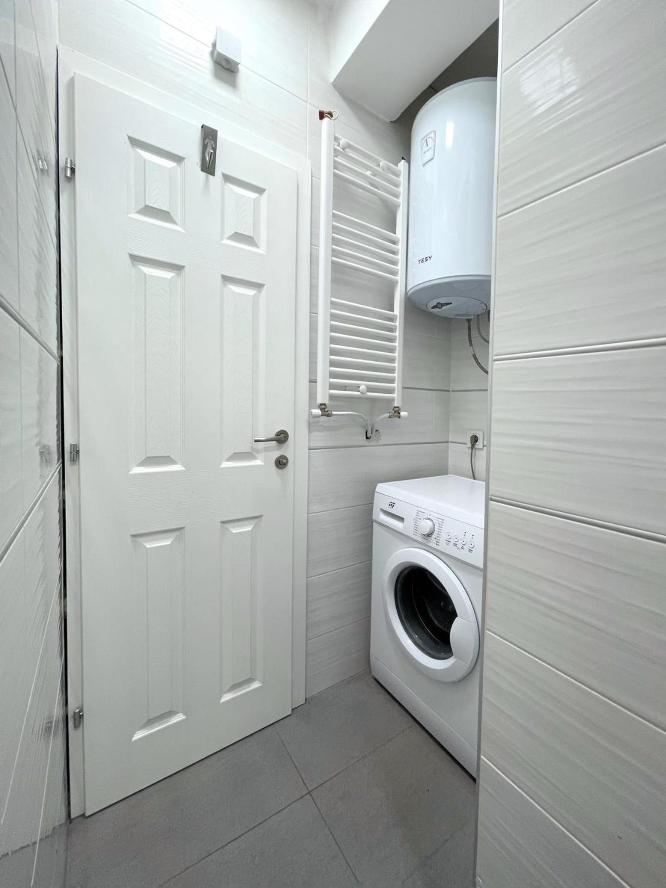 Apartment Irena 3 Скопие Екстериор снимка